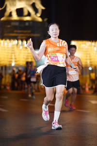 BIB: 211, 28701
                            <button type="button" onclick="openModal(23112115)" class="btn btn-primary btn-sm float-right btn-popup" data-toggle="modal" data-target=".modal-high-quality">
                        <i class="fas fa-shopping-cart"></i> Add to Cart
                    </button>
                                            <button type="button" onclick="isThisMe(23112115, true)" class="btn btn-success btn-sm float-right btn-popup btn-isme hidden" data-toggle="tooltip" data-placement="bottom" title="นี่คือรูปของคุณใช่ไหม คลิกที่นี่เพื่อเอาเข้าอัลบั้ม">
                        <i class="fas fa-plus"></i> Add to album
                    </button>
                    <button type="button" onclick="isThisMe(23112115, false)" class="btn btn-warning btn-sm float-right btn-popup btn-isnotme hidden">
                        <i class="fas fa-ban"></i> Remove from album
                    </button>